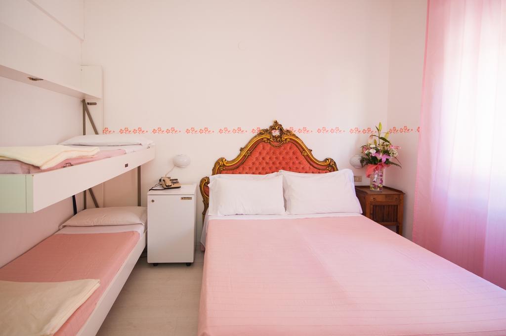 Hotel Giongo Spotorno Eksteriør bilde